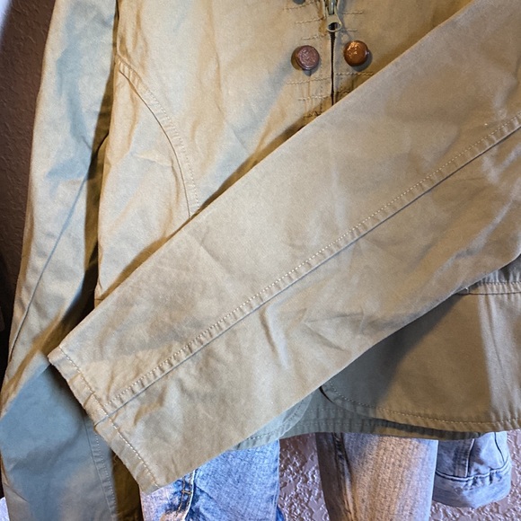 Olive green canvas coat. Zipper front, faux button detail. Light weight. - Picture 3 of 3